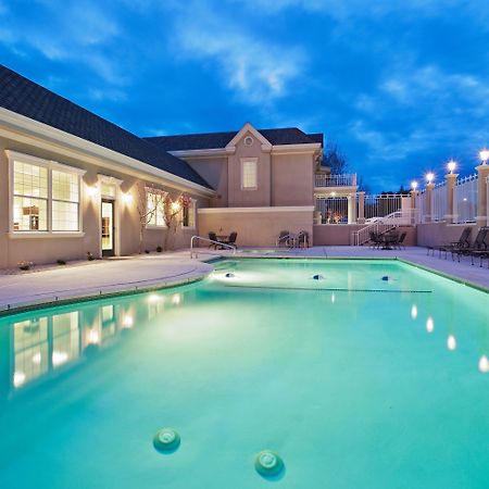 Holiday Inn Redding By Ihg Exterior foto